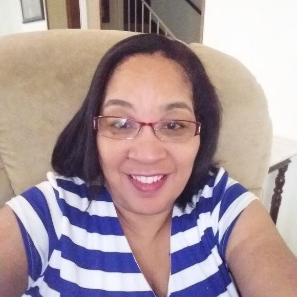 Meet your Posher, Debra - Picture 1 of 1